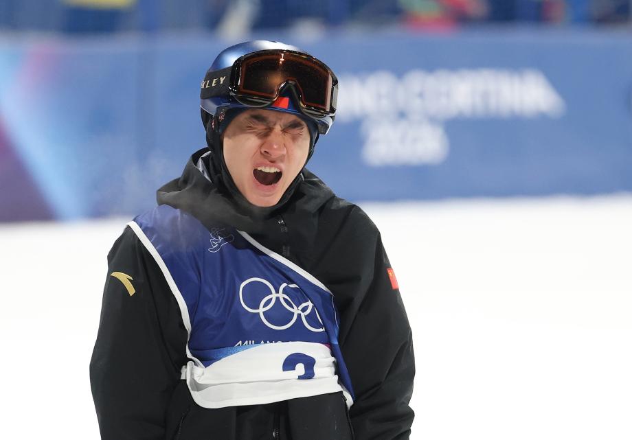 华体会登录-苏翊鸣晋级冬奥会单板滑雪男子大跳台决赛