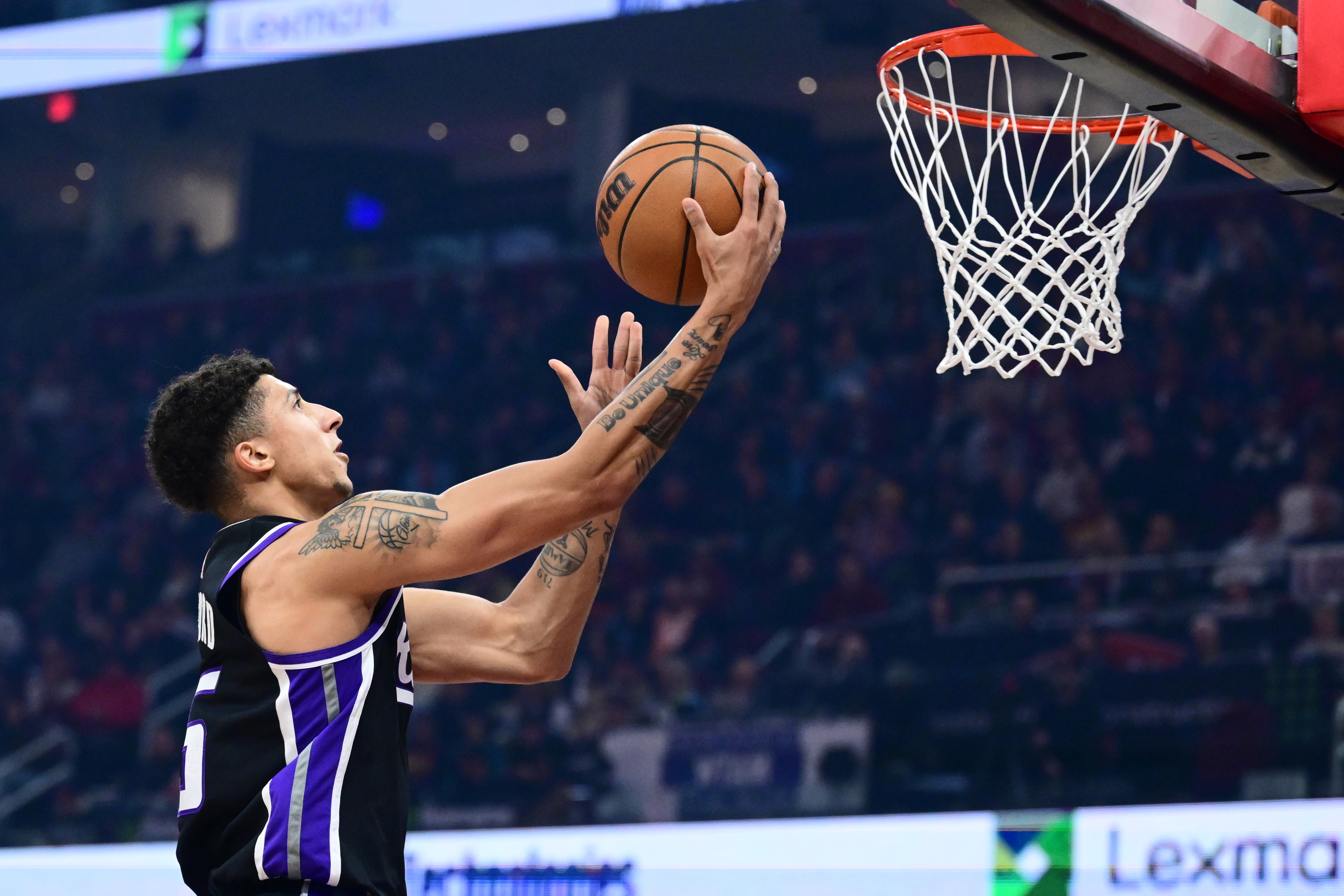 hth最新入口-【菜鸟】克利福德15分 篮网两人得分上双 科比·桑德斯9分4板2助